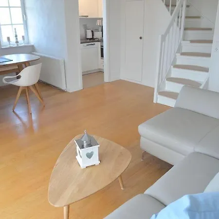 Haus-wattlaeufer-whg-06-luettje-koje Daire