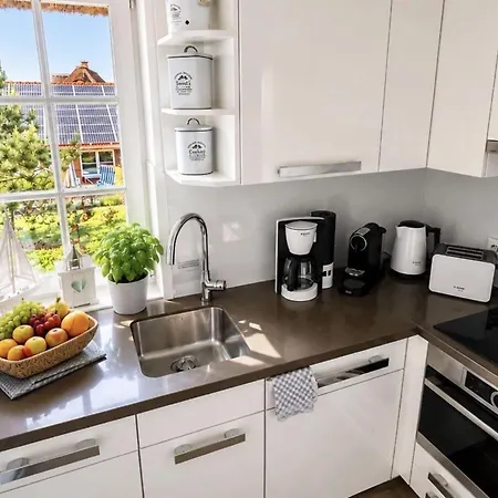 Haus-wattlaeufer-whg-06-luettje-koje Böhl